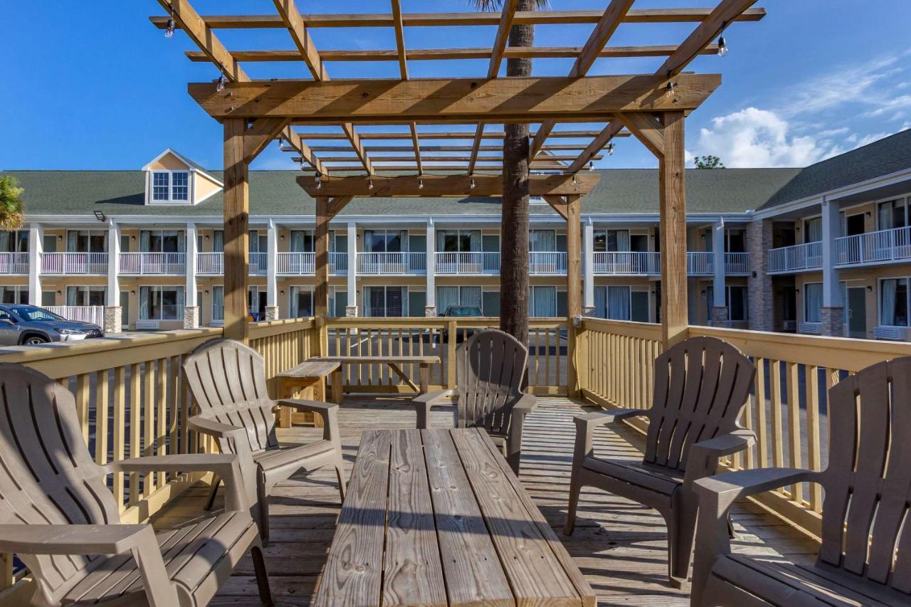 Quality Inn & Suites Pawleys Island Exterior photo